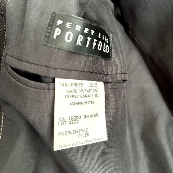 Perry Ellis Portfolio Boys Sz 12 Pinstripe Black Suit Jacket 3 Button Blazer - Picture 7 of 13